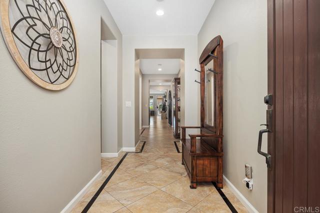 Detail Gallery Image 3 of 41 For 2856 Dove Tail Drive, San Marcos,  CA 92078 - 3 Beds | 3 Baths