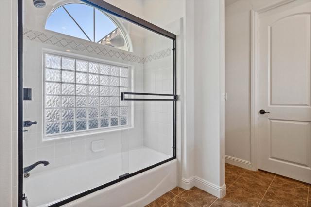 80143 Miramonte Lane, La Quinta CA: https://media.crmls.org/mediaz/e1644ceb-ac38-445a-b571-4a6a5b970a18.jpg