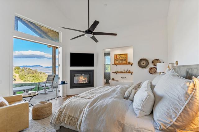 31071 Panorama Trail, Santa Ysabel CA: https://media.crmls.org/mediaz/e1646594-c42f-40f9-ac7a-843f9ae48cc8.jpg