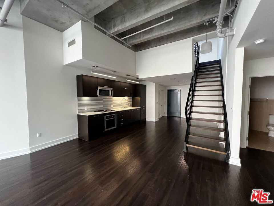 727 W 7th Street PH-1316, Los Angeles, CA 90017