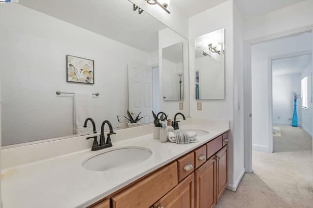 Image 36 of 60 For 5065 Carbondale Way