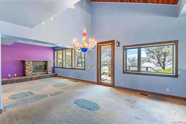 3811 Via Del Mar, San Diego CA: https://media.crmls.org/mediaz/e165b195-60e8-4379-b992-ce64c91e229b.jpg