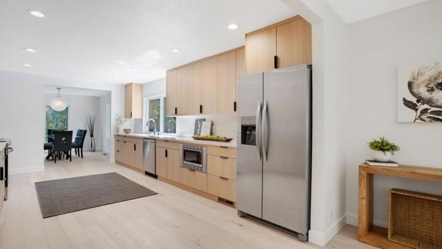 540 La Crosse Drive, Morgan Hill CA: https://media.crmls.org/mediaz/e16601e0-ead1-470f-a6eb-97b6ae566caf.jpg