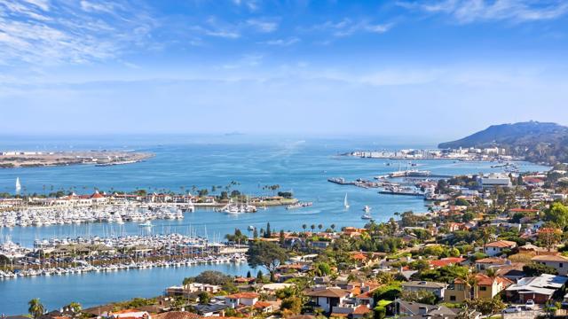 3301 Trumbull St, San Diego CA: https://media.crmls.org/mediaz/e1661a83-e98d-46d6-b674-4b62abfbfcd4.jpg