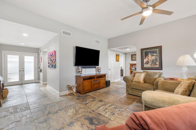 44 San Sebastian Drive, Rancho Mirage CA: https://media.crmls.org/mediaz/e1661f97-0ba4-4056-a81d-c15291dd3ad5.jpg