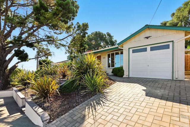 271 41st Avenue, San Mateo CA: https://media.crmls.org/mediaz/e166336f-6478-4777-a219-86950d9f8e6a.jpg