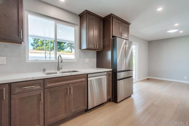 Detail Gallery Image 5 of 54 For 7320 San Bartolo St #217,  Carlsbad,  CA 92011 - 2 Beds | 2 Baths