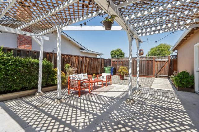 5349 Valpey Park Ave, Fremont CA: https://media.crmls.org/mediaz/e1672617-2f76-43e8-abad-a2982b1bc8aa.jpg