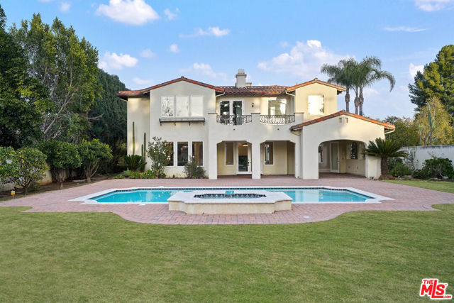 5309 Louise Avenue, Encino CA: https://media.crmls.org/mediaz/e1678c0c-776d-4f2e-8030-29d68b3d2207.jpg