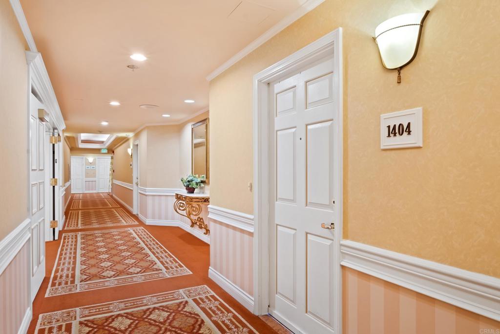 https://media.crmls.org/mediaz/e1681ba9-8ead-4763-927d-cecf589bf841.jpg?preset=X-Large