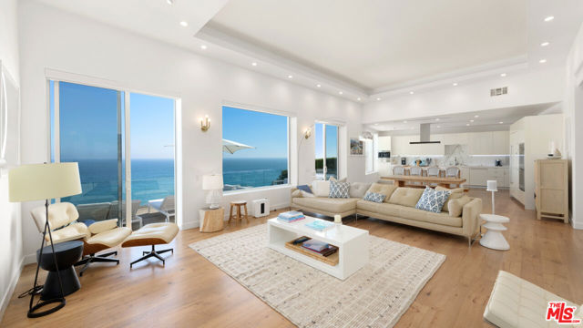 31654 Broad Beach Road photo 11