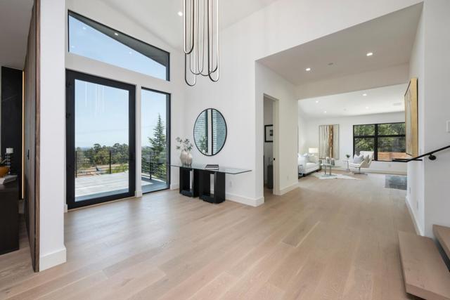 3964 Jefferson Avenue, Redwood City CA: https://media.crmls.org/mediaz/e1697277-a726-4b41-a823-39a63ceb8b81.jpg