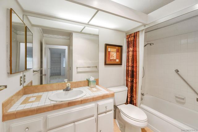 Image 24 of 46 For 13026 Paseo Del Verano  Unit 3