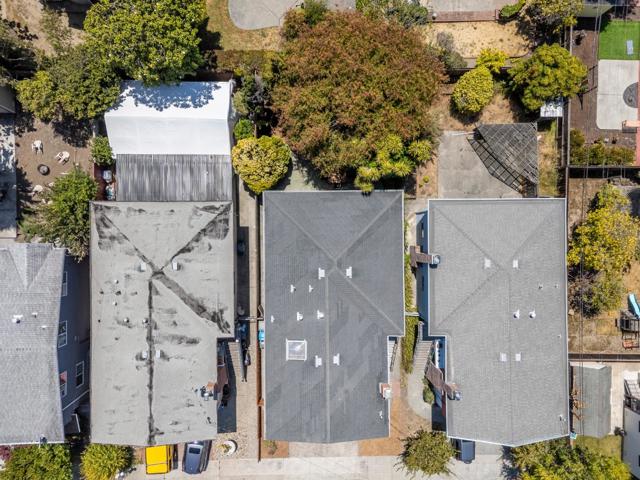 585 Maple Avenue, San Bruno CA: https://media.crmls.org/mediaz/e16a4425-b445-4dd3-bee3-b34d821c83b8.jpg