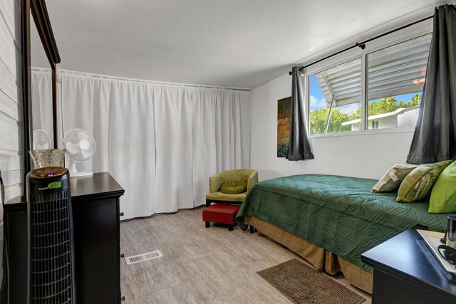2 Sand Creek, Cathedral City CA: https://media.crmls.org/mediaz/e16a777f-84d3-4786-a063-8226e72d89aa.jpg
