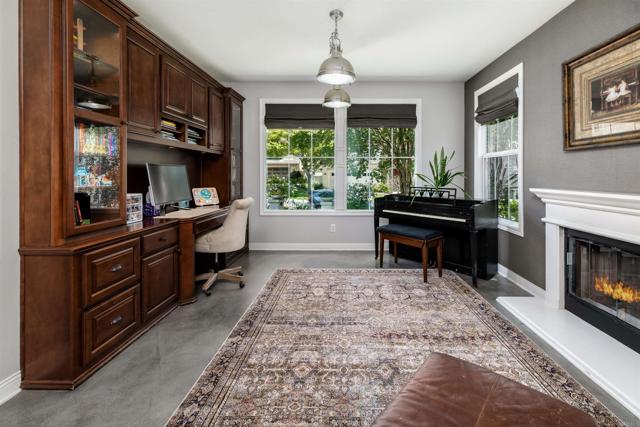 1569 Glencrest Drive, San Marcos CA: https://media.crmls.org/mediaz/e16ad729-2fad-493e-a2df-9f64137b752f.jpg