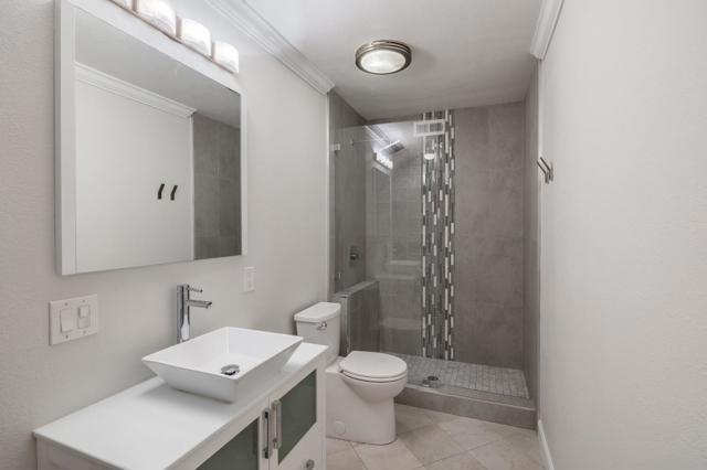 3378 Brittan Avenue, San Carlos CA: https://media.crmls.org/mediaz/e16b05bc-df95-4919-84b9-71a892984aa3.jpg