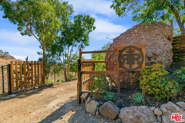 12470 Yerba Buena Road, Malibu, CA 90265