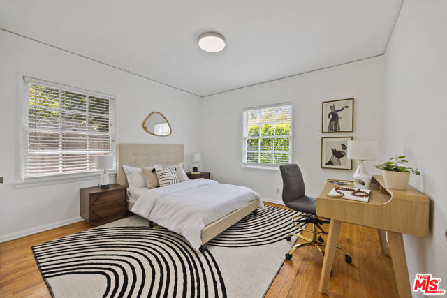 5432 Fulton Avenue, Sherman Oaks CA: https://media.crmls.org/mediaz/e16c2794-e8d4-436a-b637-c4d8422b2736.jpg