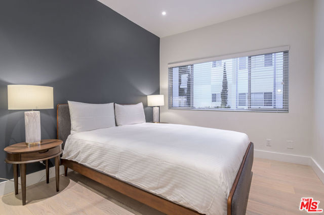 1818 Thayer Avenue, Los Angeles CA: https://media.crmls.org/mediaz/e16cb7b8-3bd3-4c01-8934-ece03e21c829.jpg
