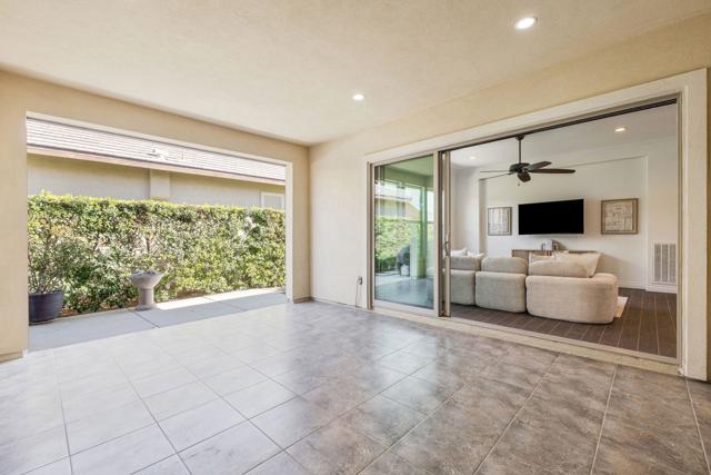 Image 21 of 69 For 82707 Woodcreek Court