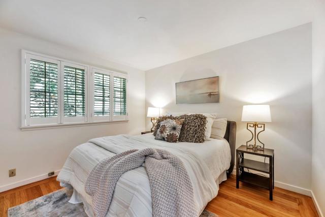 632 Saint Claire Drive, Palo Alto CA: https://media.crmls.org/mediaz/e17025fb-e977-4599-b7a9-5935d47fa2d0.jpg