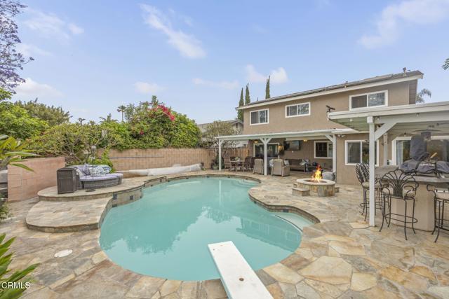 1099 N Agusta Avenue, Camarillo CA: https://media.crmls.org/mediaz/e17031e0-8da0-4e93-977e-8a6859301c58.jpg