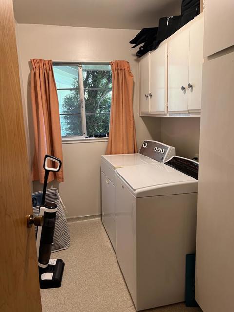 2756 Comstock Circle, Belmont CA: https://media.crmls.org/mediaz/e170caf1-b99d-4927-8e3c-515ca8139283.jpg