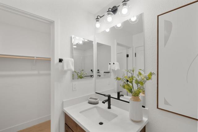 2815 Crusader, Alameda CA: https://media.crmls.org/mediaz/e1720e07-f6b8-4086-a466-faff86485019.jpg