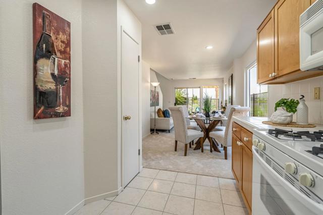 1517 Hermocilla Way, San Jose CA: https://media.crmls.org/mediaz/e1747a7c-0d11-4961-b991-d0db242fefa9.jpg