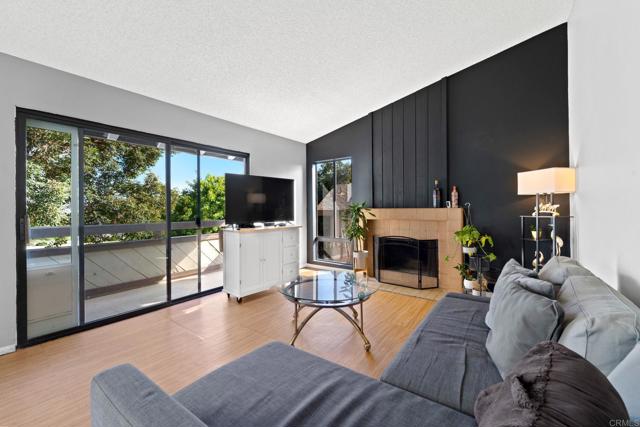 Detail Gallery Image 1 of 1 For 1691 Melrose Ave #G,  Chula Vista,  CA 91911 - 3 Beds | 2 Baths