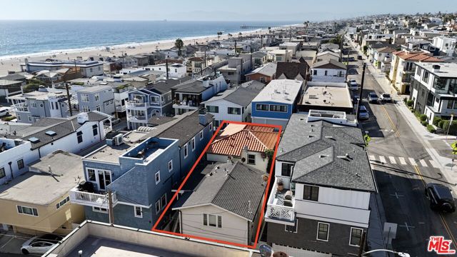 136 28th Street, Hermosa Beach, California 90254, 0 ,Residential Income,For Sale,28th,0,26874939