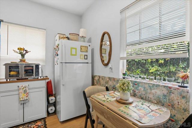 1528 Hendrix Pl, Chula Vista CA: https://media.crmls.org/mediaz/e1765d7a-786d-432a-9255-a9439bcbc2ac.jpg