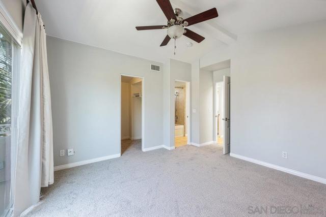 1427 Hornblend, San Diego CA: https://media.crmls.org/mediaz/e176ec19-019b-4164-8fd5-c2060f596263.jpg
