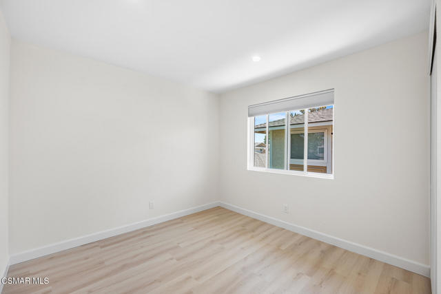 577 Spring Road, Moorpark CA: https://media.crmls.org/mediaz/e1774393-9ea7-406c-93e9-cc580cb34843.jpg