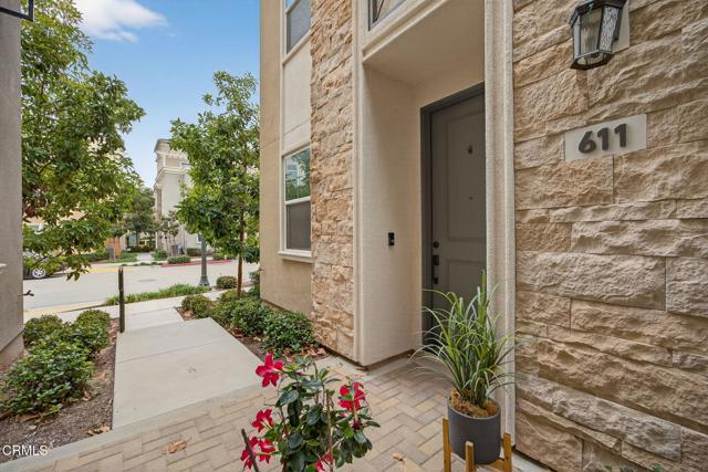 Detail Gallery Image 4 of 75 For 611 Winchester Dr, Oxnard,  CA 93036 - 3 Beds | 3/1 Baths