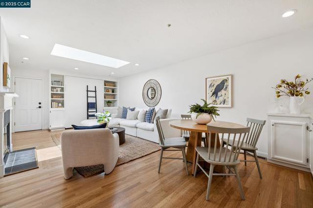 718 AUGUSTA DRIVE, Moraga CA: https://media.crmls.org/mediaz/e177f71a-40bc-44a9-a539-7ea6bc956431.jpg