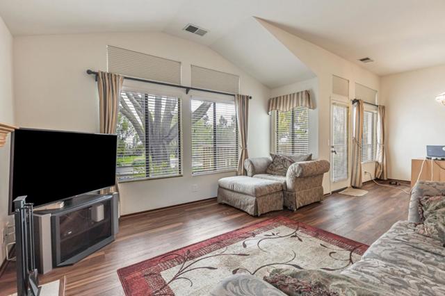 7510 Deveron Court, San Jose CA: https://media.crmls.org/mediaz/e1787de5-84ef-43eb-9b44-e26bbe945be2.jpg