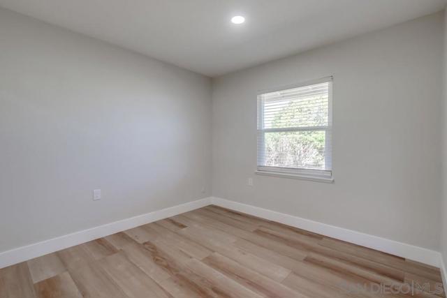 16731 Callado Ct, San Diego CA: https://media.crmls.org/mediaz/e178e9ea-9af8-4208-a520-761213f1ce3a.jpg