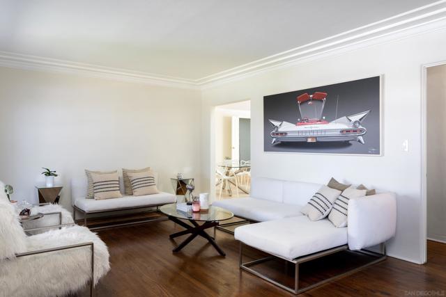 1211 Virginia Way, La Jolla CA: https://media.crmls.org/mediaz/e1790e66-a8f7-4575-88d4-01b61b04bb16.jpg