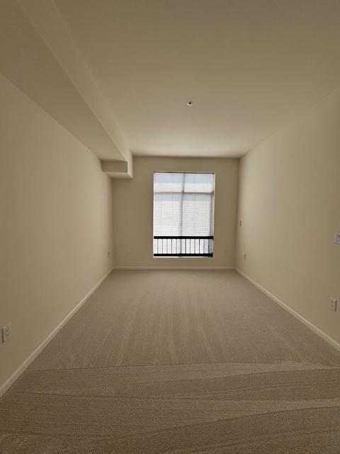 989 Franklin Street, Oakland CA: https://media.crmls.org/mediaz/e17bf428-922d-44eb-a53f-b8dba99f1859.jpg