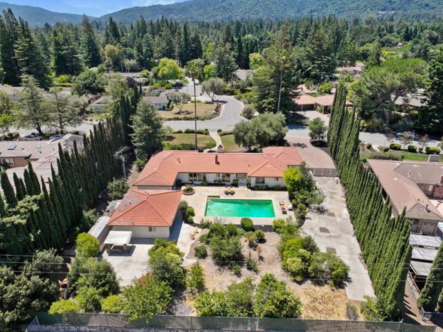 19675 Montauk Drive, Saratoga CA: https://media.crmls.org/mediaz/e17e7e27-b75c-479c-a642-f9f9cbebecb0.jpg