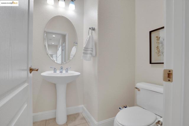 517 Marianna PL, Rio Vista CA: https://media.crmls.org/mediaz/e17f1b3e-93e8-4493-89d3-4a163728b010.jpg