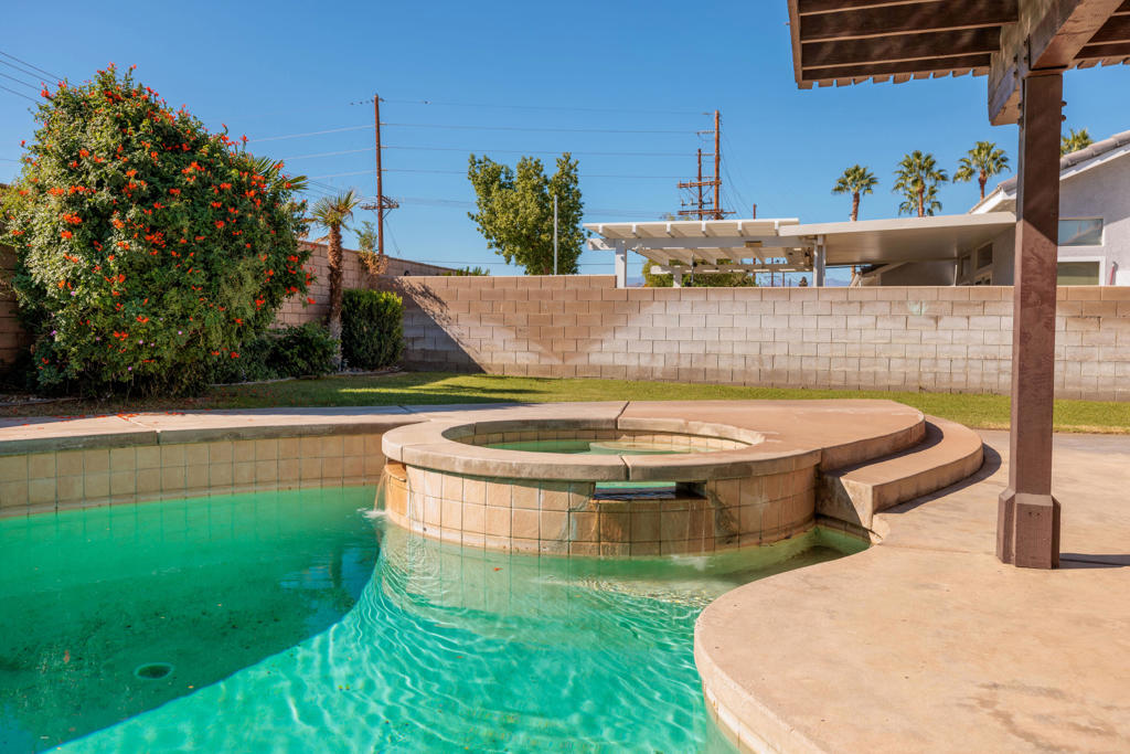 MLS #219139824DA image #16