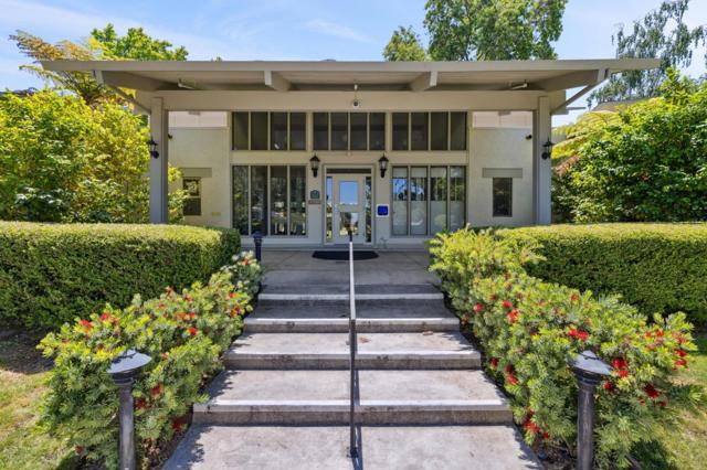 10892 Northfield Square, Cupertino CA: https://media.crmls.org/mediaz/e17fb6c1-1314-4730-b15b-ad1e9584a674.jpg
