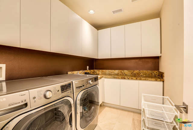 3150 Cody Court, Palm Springs, CA 92264