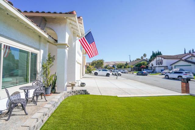 847 PACHECO Drive, Milpitas CA: https://media.crmls.org/mediaz/e1811e43-1954-478d-a700-517f71994095.jpg