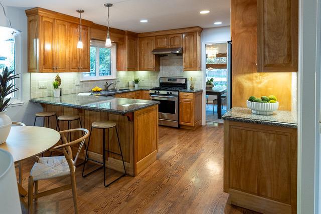 3523 Oak Drive, Menlo Park CA: https://media.crmls.org/mediaz/e18263da-4210-4a23-88f5-c6a70186ed05.jpg