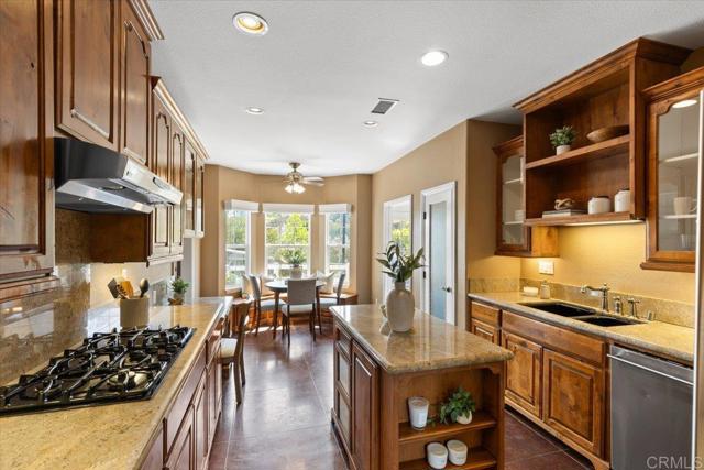 Detail Gallery Image 12 of 60 For 598 Caminito a Casa, San Marcos,  CA 92078 - 4 Beds | 3/1 Baths