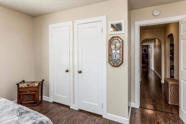 1176 Valota Road, Redwood City CA: https://media.crmls.org/mediaz/e182e853-31c6-4b88-b1ef-ad82fcf0f59a.jpg